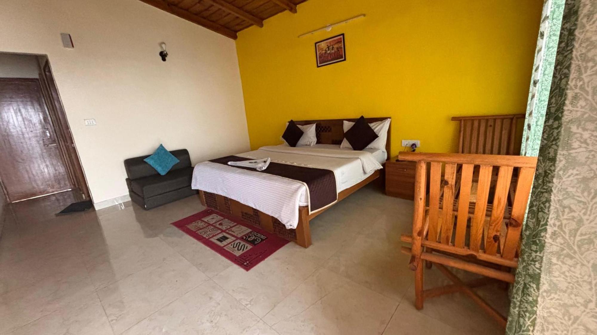Pragati Resort & Restaurant- Eden Of Kumaon Bhowali Exterior photo